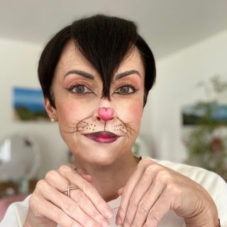 Halloween je za rohem! Já se letos rozhodla jít za catwoman. A co vy? Už máte vymyšlenou masku? 🐈‍⬛ Tutoriál na tuhle...